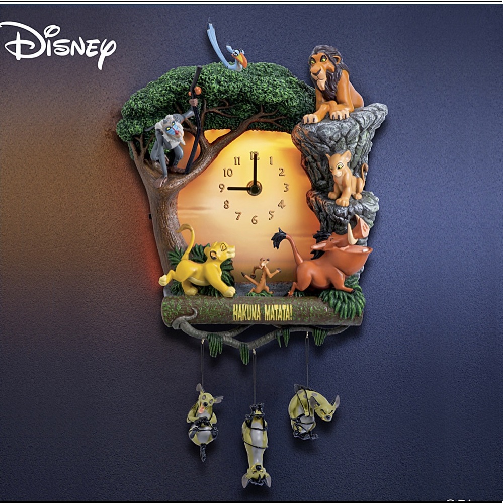 Disney The Lion King "Hakuna Matata" Wall Clock